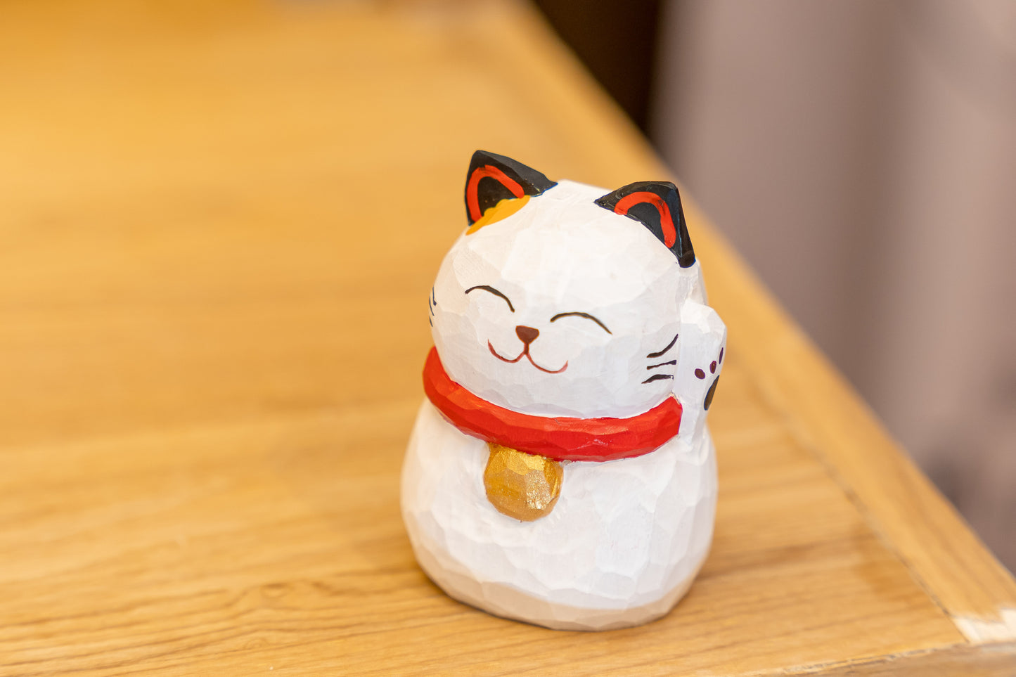 Islandoffer Basswood Carved Lucky Cat