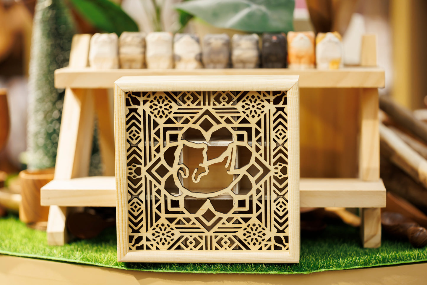 Islandoffer (Designed by Islandoffer) Small wooden box for cats (9 cats are not included)