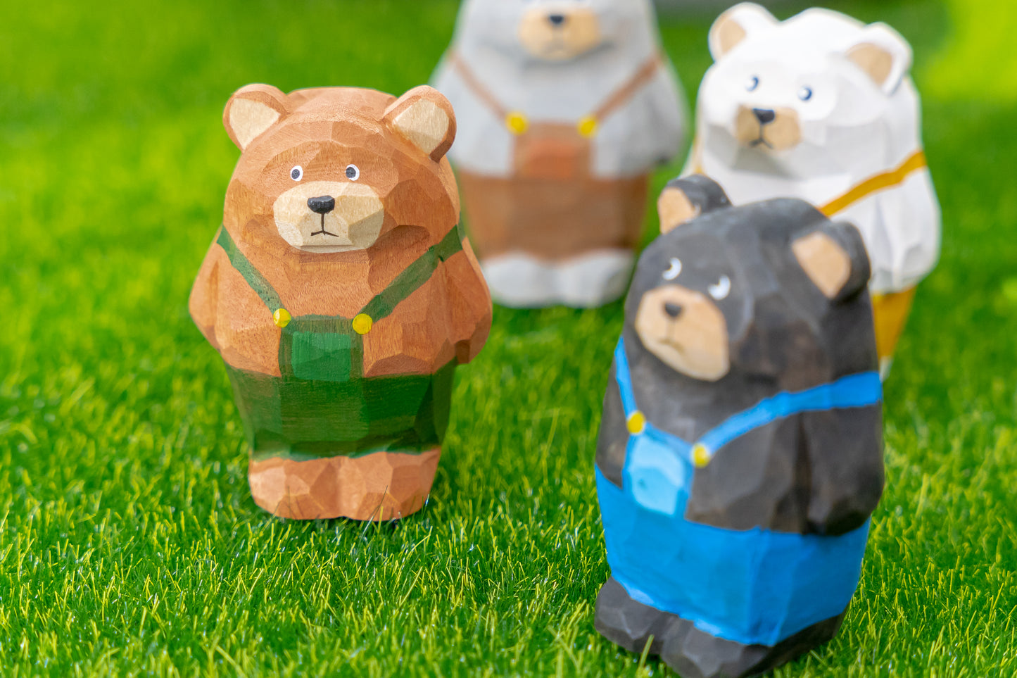 Islandoffer Birch Carved Worker's Pants Bear (Different Colour)