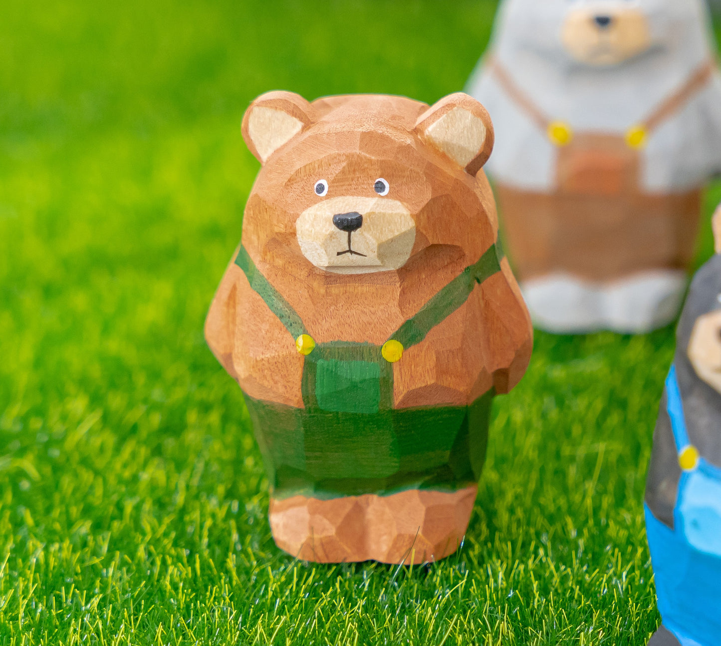 Islandoffer Birch Carved Worker's Pants Bear (Different Colour)