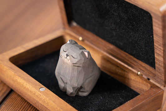 Islandoffer Bass Wooden Carving Chartreux