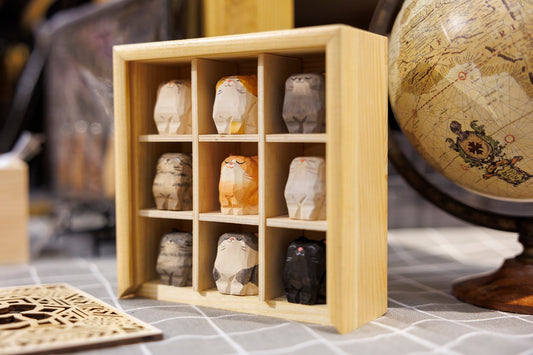 Islandoffer Basswood Carved Sit-Stand Cat Kit with homemade wooden box (9pcs)