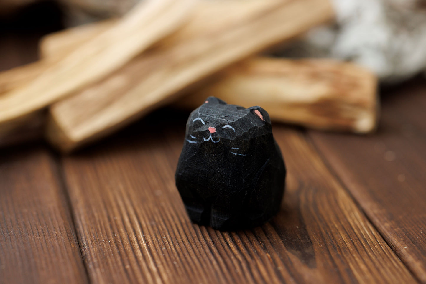Islandoffer (Original Design) Bass Wooden Carving Sitting Black Cat