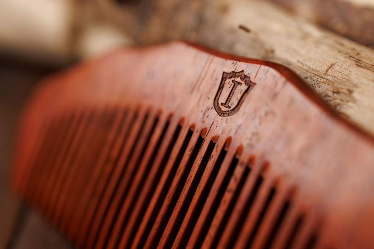 Islander Comb Islandoffer Rosewood comb (Made in Vietnam) – Islandoffer wood craving